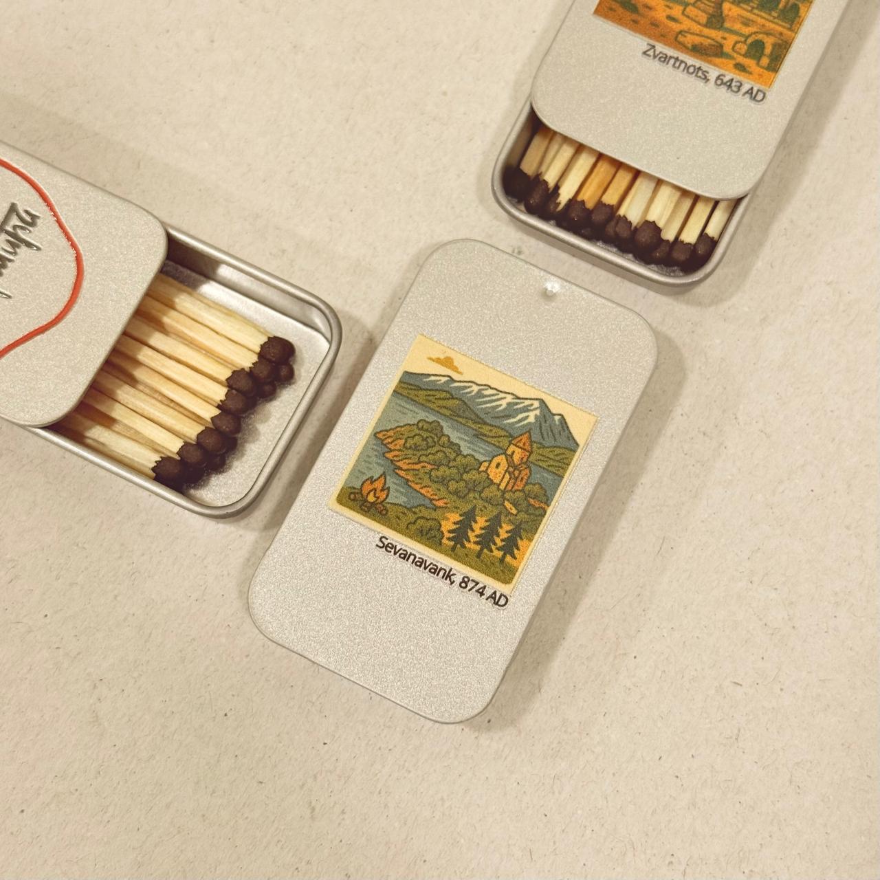 Candles in a metal container - Sevanavank